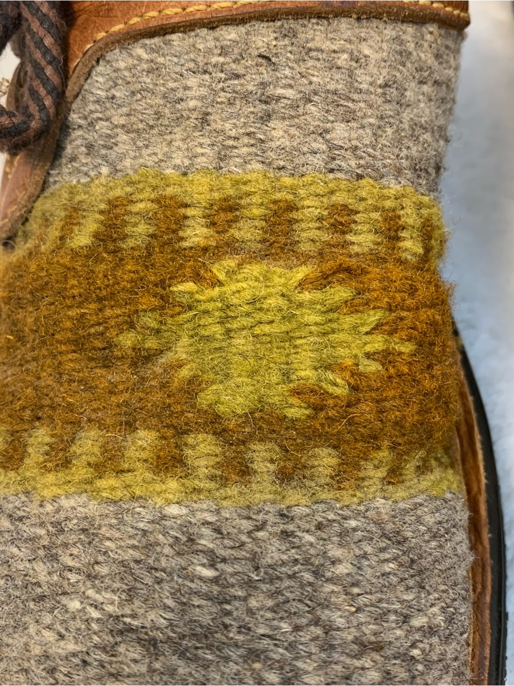 Born Women Aztec Navajo Gray, Olive, Brown with side tie Slip-On Clog Size 6 - Picture 3 of 11